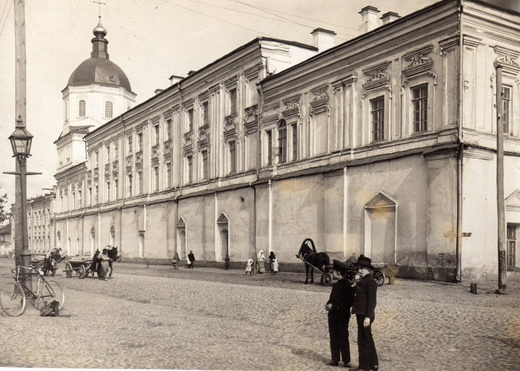 Контрактова площа