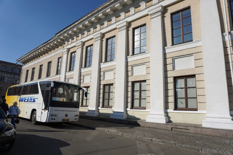 Контрактова площа