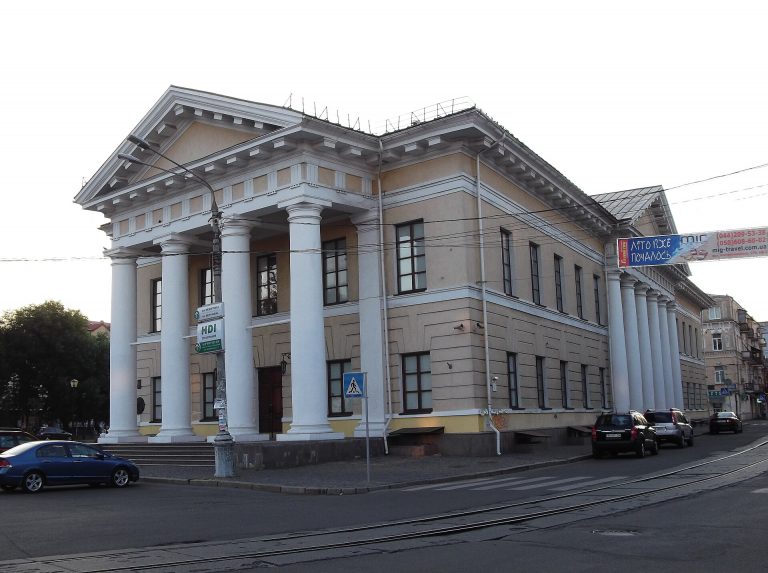 Контрактова площа