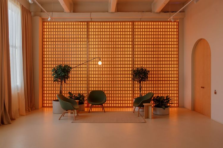BRÓWN STUDIO