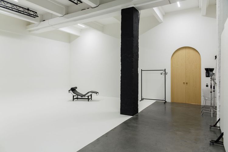 BRÓWN STUDIO