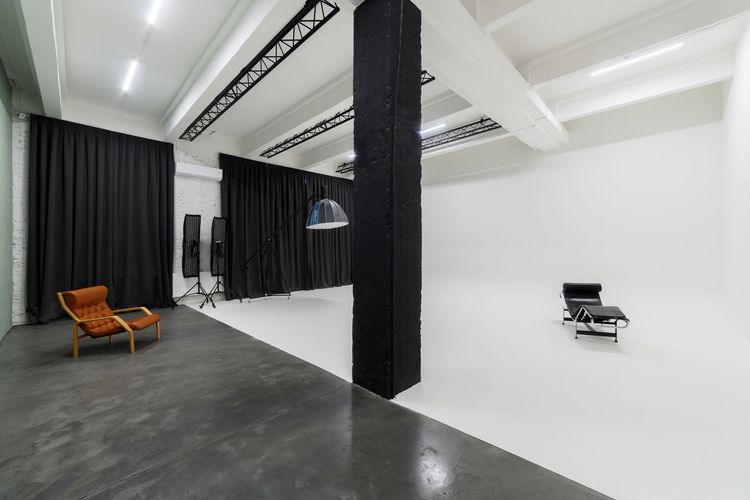 BRÓWN STUDIO