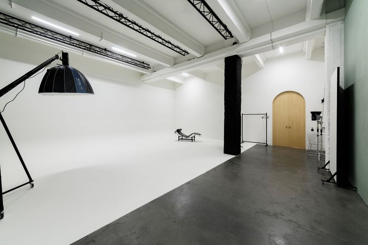 BRÓWN STUDIO