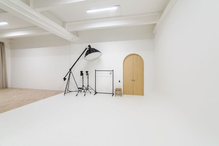 BRÓWN STUDIO