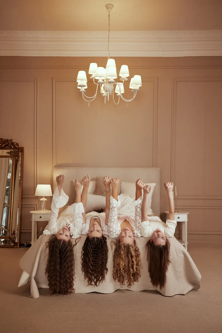 Дані 13: ніжна вінтажна фотосесія в Inlight Studio