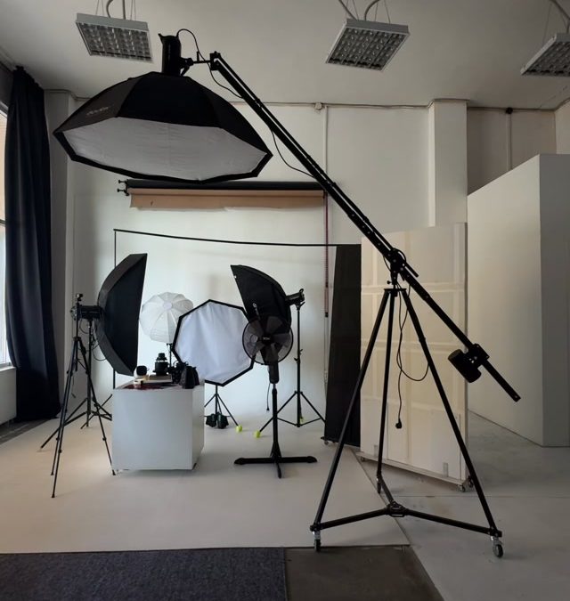 r-studio-1.jpg