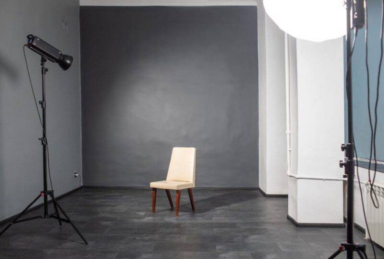 R18 Studio