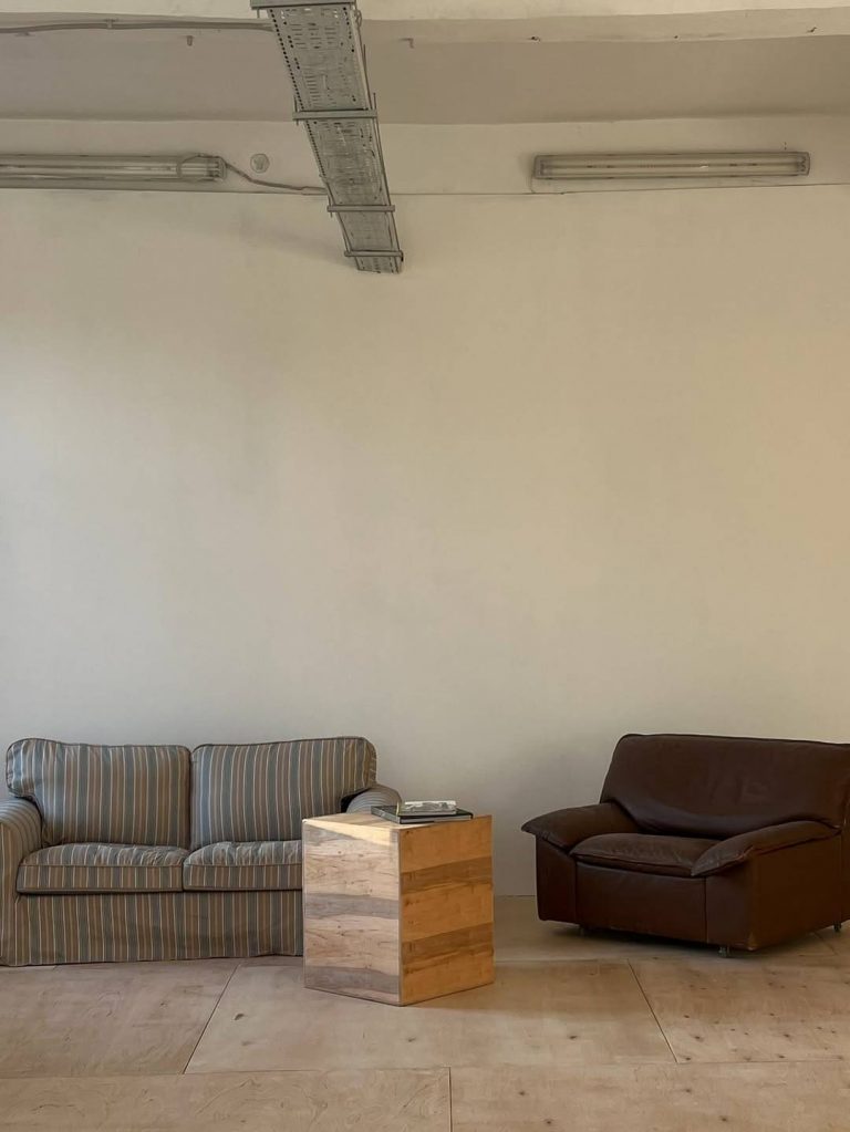 tt329 Studio